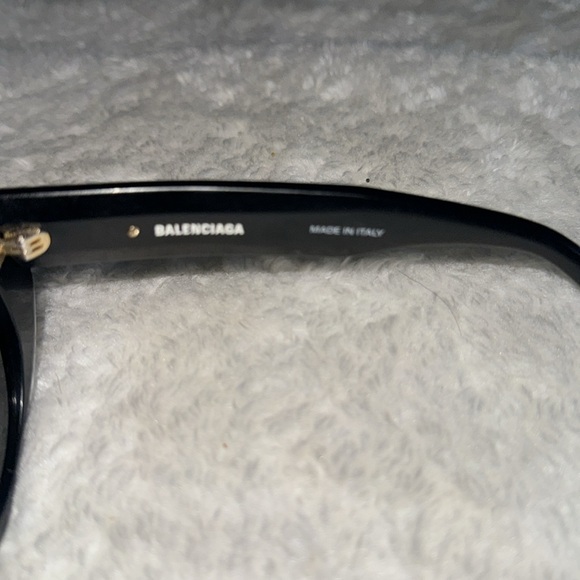 Balenciaga glasses - Picture 9 of 11